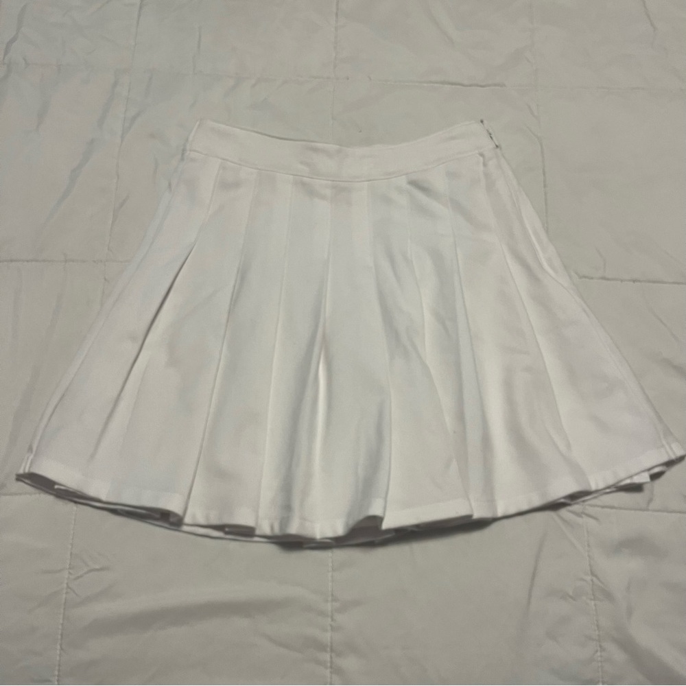 White Pleaded Skirt